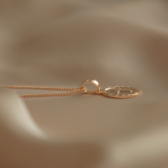 Cross Necklace | 18k Gold Filled - Picture 4 of 6